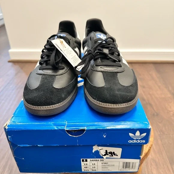 Adidas Men’s SAMBA OG Black White Stripes Sneakers, Size 13.5 - B75807